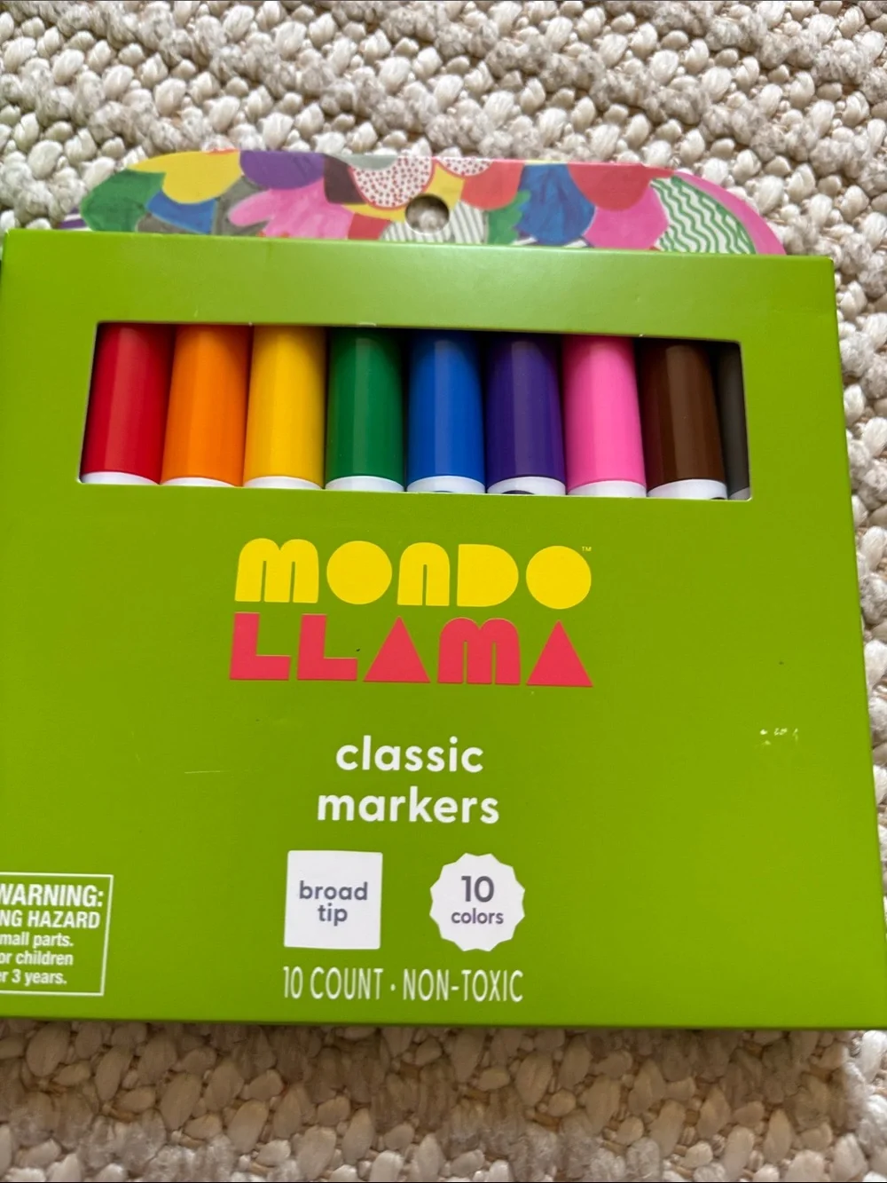 FREE in any bundle NWT art supply  bundle Classic Markers - Assorted Colors